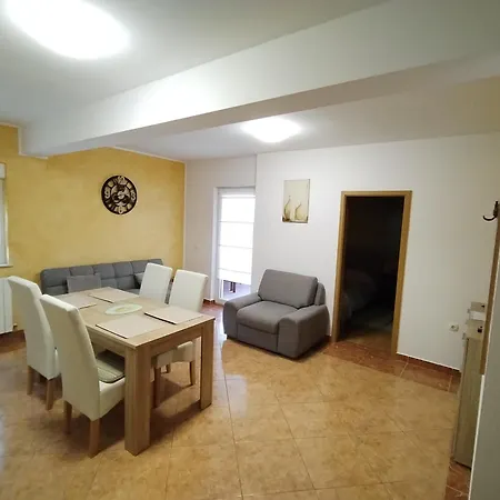 Apartment Bartol *