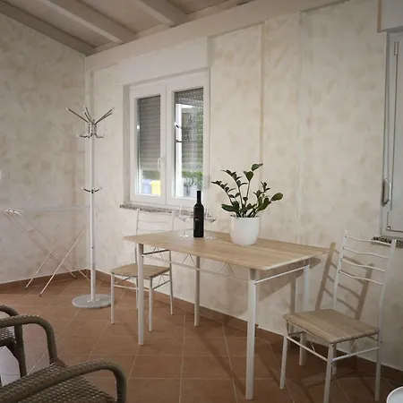 Bartol Apartmán *
