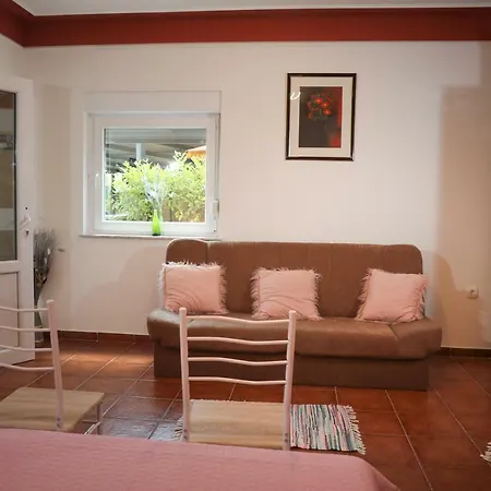 Apartment Bartol *