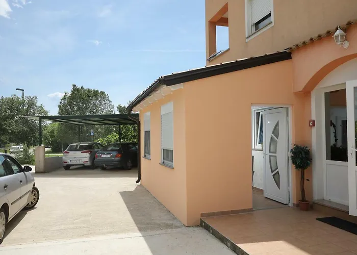 아파트 Bartol 로비니